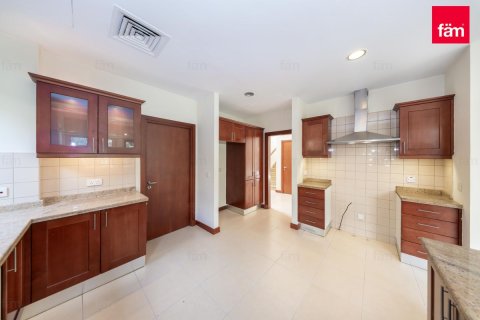 Вилла Дубай, БАӘ-да 3 жатын бөлмелер, 594.1 м² № 721141 - фото 10