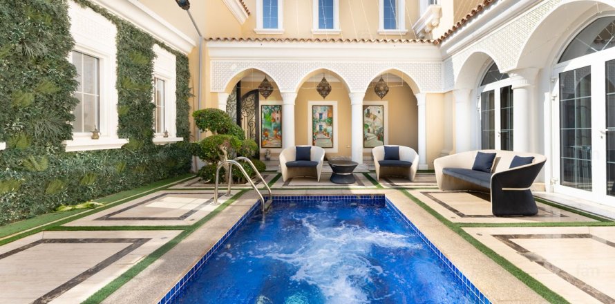 Vila u Dubai, UAE 2193.7 m2, 6 spavaćih soba Br. 662321