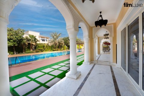 Vila u Dubai, UAE 6 spavaćih soba, 2193.7 m2 Br. 662321 - fotografija 24