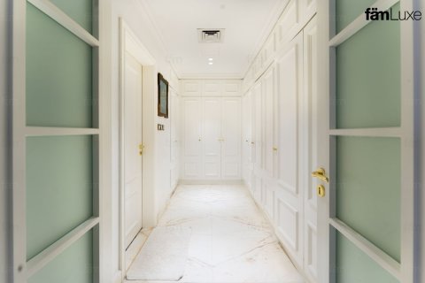 Vila u Dubai, UAE 6 spavaćih soba, 2193.7 m2 Br. 662321 - fotografija 5