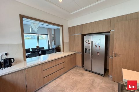 Vila u Al Furjan, Dubai, UAE 4 spavaćih soba, 462.8 m2 Br. 662319 - fotografija 16