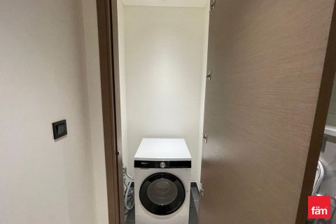 Apartmen di Dubai, UAE 1 bilik tidur, 67.8 meter persegi № 713091 - foto 9