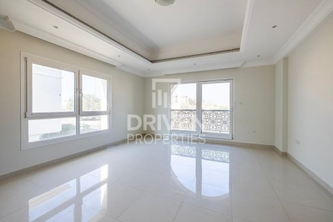 Jumeirah Village Triangle, Dubai, UAE의 임대용 빌라 침실 5개, 5500.05제곱미터 번호 765579 - 사진 7