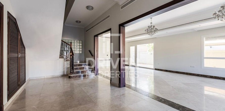 Jumeirah Village Triangle, Dubai, UAE의 빌라 침실 5개, 5500.05제곱미터 번호 765579