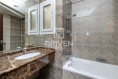 Jumeirah Village Triangle, Dubai, UAE의 임대용 빌라 침실 5개, 5500.05제곱미터 번호 765579 - 사진 18