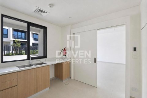 Villa zur Miete in Jebel Ali, Dubai, VAE 4 Schlafzimmer, 252.05 m2 Nr. 765578 - Foto 16