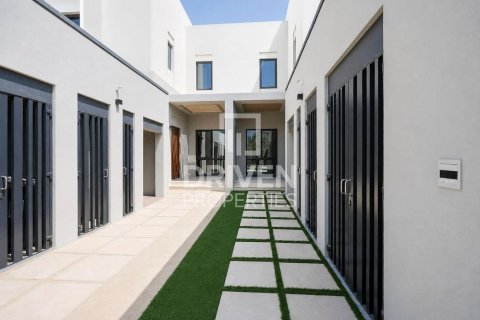 Villa zur Miete in Jebel Ali, Dubai, VAE 4 Schlafzimmer, 252.05 m2 Nr. 765578 - Foto 22