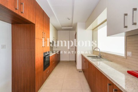 Huoneisto The Hills, Dubai, Arabiemiraatit 2 makuuhuonetta, 119.28745200 m2 № 651317 - kuva 3