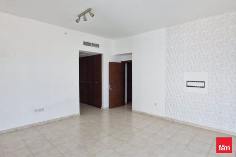 Снять в аренду квартиру в Бизнес-Бэй, Дубай, ОАЭ 3 спальни, 203.4м2, № 696991 - фото 2