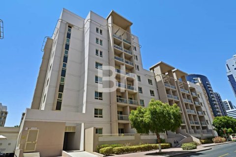 Apartamento en venta en Dubai, EAU 1 dormitorio, 70 m2 № 643183 - foto 12