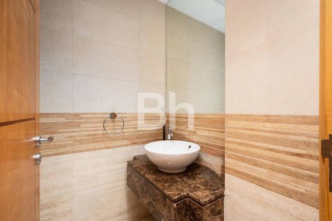 Appartamento in affitto a Dubai Marina, Dubai, EAU 3 camere da letto, 216 mq. № 643185 - foto 10