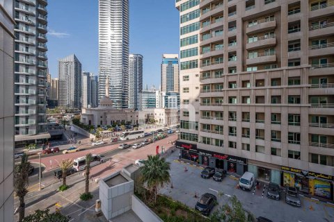 Appartamento in affitto a Dubai Marina, Dubai, EAU 3 camere da letto, 216 mq. № 643185 - foto 14