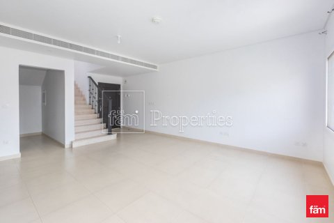 Villa en alquiler en Dubai, EAU 3 dormitorios, 195.3 m2 № 715127 - foto 2