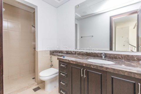 Villa en alquiler en Dubai, EAU 3 dormitorios, 195.3 m2 № 715127 - foto 21
