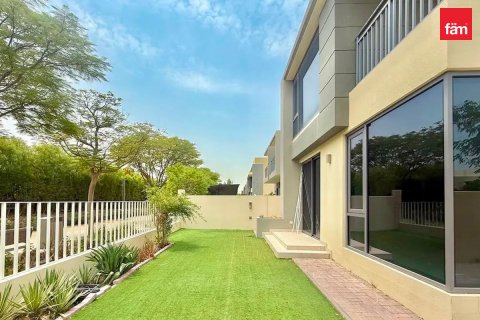 Villa uthyres i Dubai Hills Estate, Dubai, UAE 4 sovrum, 271.8 kvm Nr. 725987 - fotografi 1