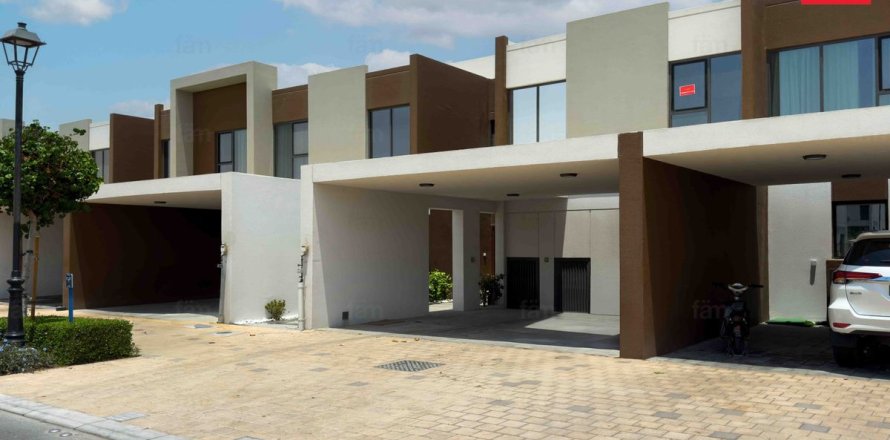 Řadový dům v Dubai, SAE 3 ložnice, 161 m² Č.: 725983