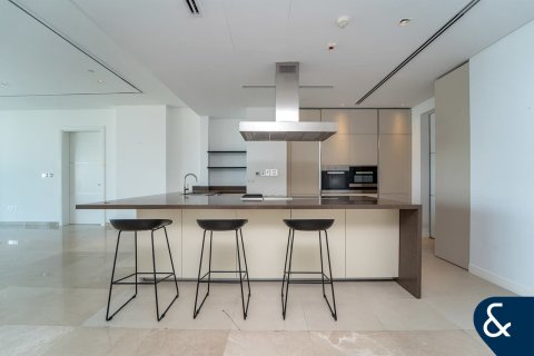 Appartement te huur in Al Barari, Dubai, VAE 2 slaapkamers, 251 vr.m., nr 685276 - foto 8