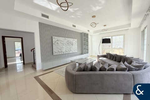 Vila di Mudon, Dubai, UEA 5 kamar tidur, 727 m2 nomor 685262 - foto 2
