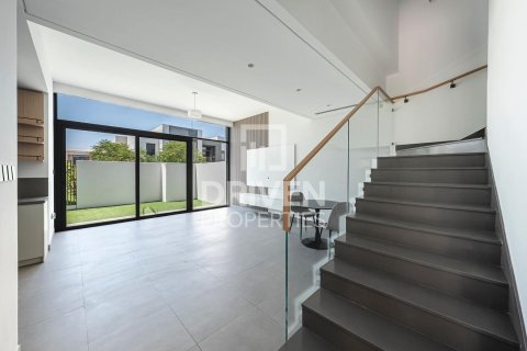 Řadový dům v Arabian Ranches 3, Dubai, SAE 4 ložnice, 251.86 m² Č.: 756075 - fotografie 4