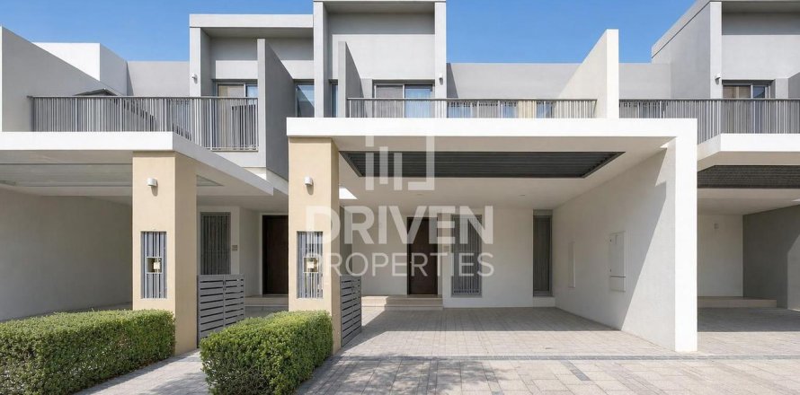 Townhouse sa Tilal Al Ghaf, Dubai, UAE 3 silid-tulugan, 140.47 sq.m. № 756072
