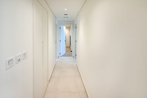 Huoneisto Umm Suqeim, Dubai, Arabiemiraatit 2 makuuhuonetta, 110.72 m2 № 749777 - kuva 16