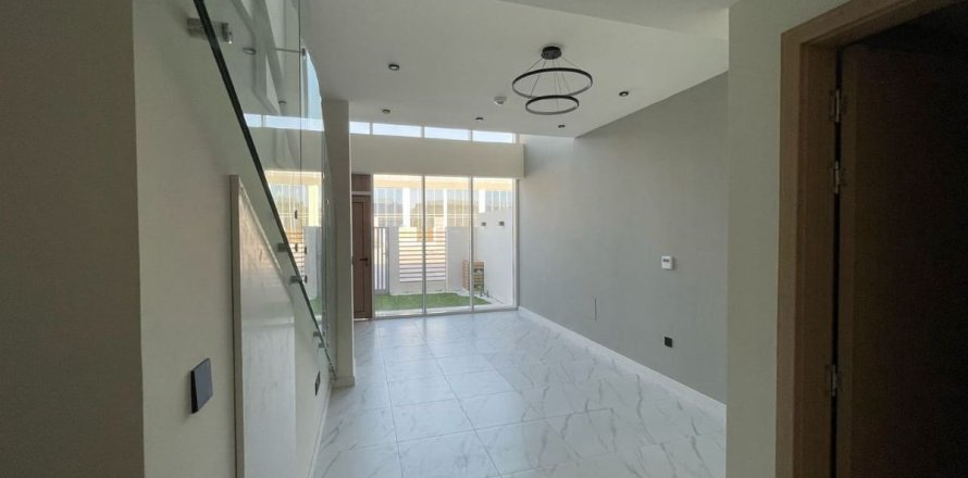 Willa w Dubai, ZEA 1 sypialnia, 52.9 mkw. nr 708422