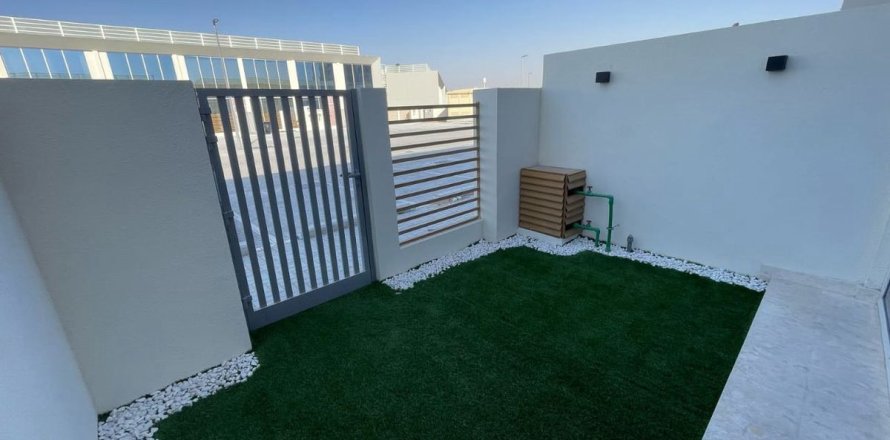 Villa in Dubai, VAE: 1 Schlafzimmer, 52.9 m2 Nr. 708422