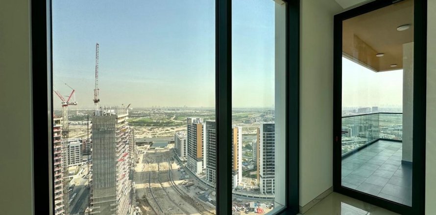 Dubai, UAE의 아파트 침실 3개, 150.3제곱미터 번호 706054