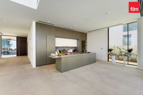 Vila v Dubai, SAE 4 spálne, 479.6 m2 č. 658925 - Fotografia 13