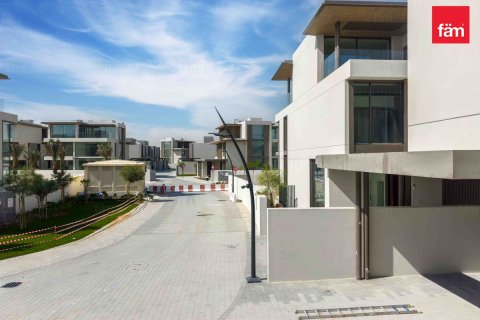 Vila v Dubai, SAE 4 spálne, 479.6 m2 č. 658925 - Fotografia 4