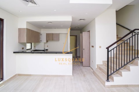 Kaupunkipientalo DAMAC Hills (Akoya by DAMAC), Dubai, Arabiemiraatit 4 makuuhuonetta, 169 m2 № 658921 - kuva 3