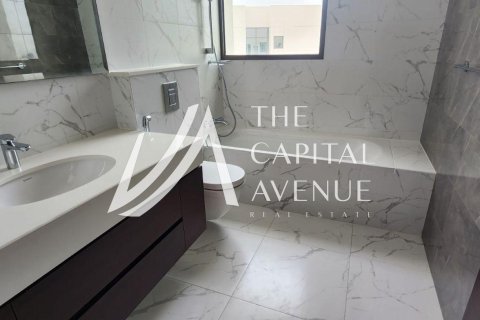 Villa zur Miete in Abu Dhabi, VAE 4 Schlafzimmer, 1115.3 m2 Nr. 757637 - Foto 16