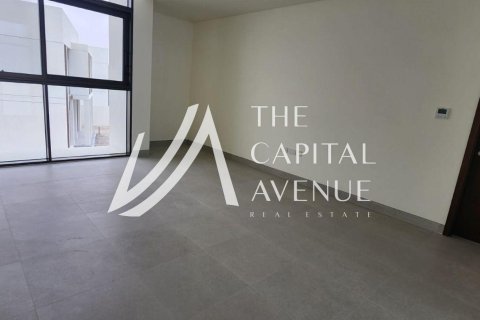 Villa zur Miete in Abu Dhabi, VAE 4 Schlafzimmer, 1115.3 m2 Nr. 757637 - Foto 8
