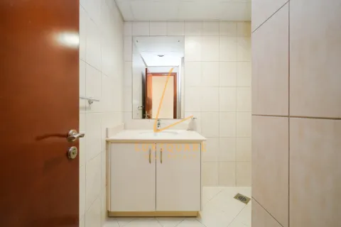 Motor City, Dubai, UAE의 판매용 아파트 침실 3개, 208제곱미터 번호 679376 - 사진 10