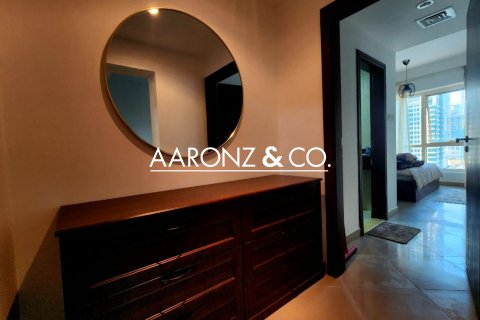 Apartament na sprzedaż w Jumeirah Lake Towers, Dubai, ZEA 1 sypialnia, 64 mkw., nr 679392 - zdjęcie 4