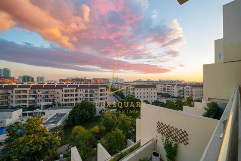 Apartman u Motor City, Dubai, UAE 3 spavaćih soba, 272 m2 Br. 679378 - fotografija 29