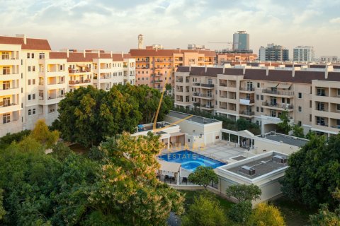 Apartman u Motor City, Dubai, UAE 3 spavaćih soba, 272 m2 Br. 679378 - fotografija 1