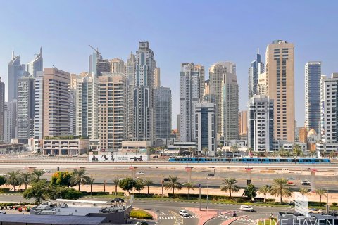Appartement à Jumeirah Lake Towers, Dubai, EAU: 1 chambre, 67.08 m2 № 729575
