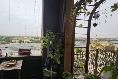 Apartmen di Motor City, Dubai, UAE 2 bilik tidur, 144 meter persegi № 702125 - foto 4