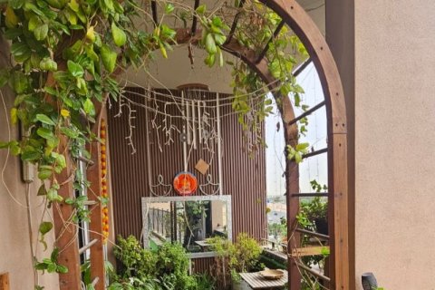 Apartmen di Motor City, Dubai, UAE 2 bilik tidur, 144 meter persegi № 702125 - foto 3