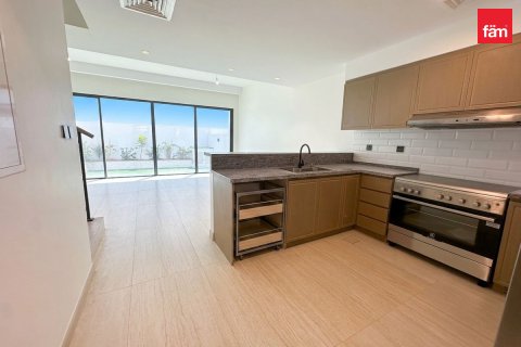 Kaupunkipientalo Dubai, Arabiemiraatit 4 makuuhuonetta, 144 m2 № 735344 - kuva 3