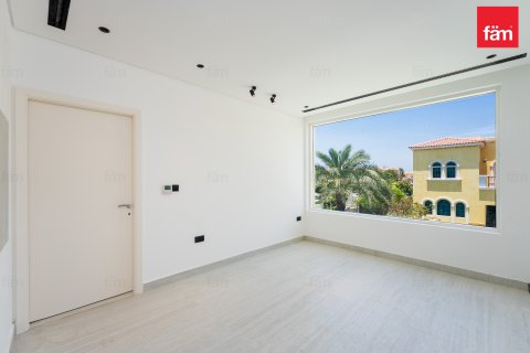 Vila v Jumeirah Park, Dubai, SAE 3 ložnice, 498 m² Č.: 679803 - fotografie 11