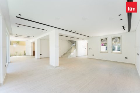 Vila v Jumeirah Park, Dubai, SAE 3 ložnice, 498 m² Č.: 679803 - fotografie 2