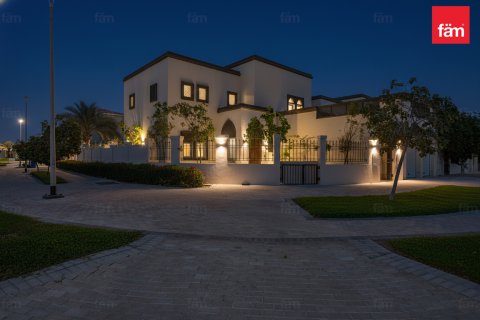 Vila v Jumeirah Park, Dubai, SAE 3 ložnice, 498 m² Č.: 679803 - fotografie 21