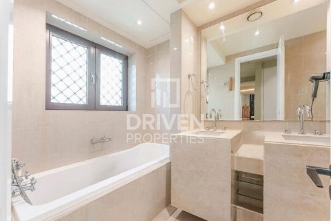 Byt v Downtown Dubai (Downtown Burj Dubai), SAE 2 ložnice, 143.07 m² Č.: 744865 - fotografie 14