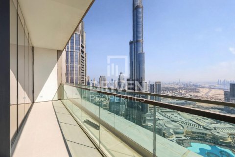 Downtown Dubai (Downtown Burj Dubai), Dubai, UAE의 임대용 아파트 침실 4개, 240.15제곱미터 번호 744867 - 사진 21