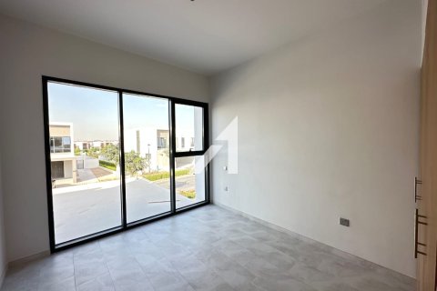 וילה להשכרה ב Dubai Land, Dubai, איחוד האמירויות  4 חדרי שינה, 240 מ"ר, מספר 679317 - תמונה 6