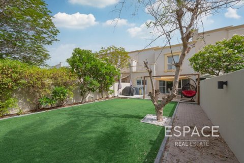 Vila di The Springs, Dubai, UEA 3 kamar tidur, 228 m2 nomor 650069 - foto 15