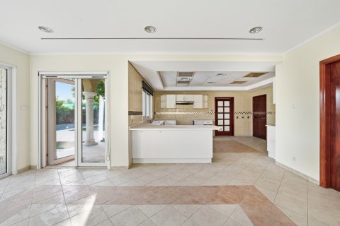 Vila u Dubai Investment Park, UAE 5 spavaćih soba, 555.28 m2 Br. 748541 - fotografija 19