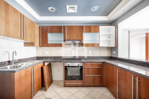 Apartament de închiriat în Palm Jumeirah, Dubai, EAU 2 dormitoare, 167 mp.  №643520 - poză 2